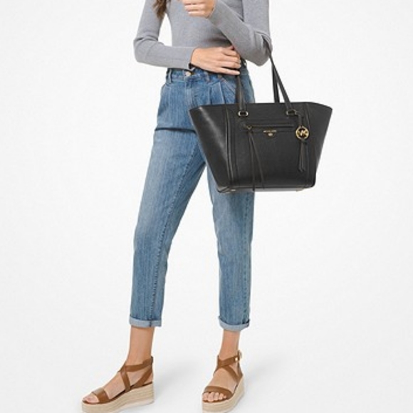 MICHAEL KORS Carine Medium Pebbled Leather Tote Bag - Picture 4 of 5